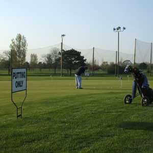 Fresh Meadow GC: practice area