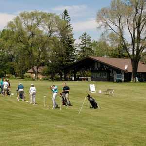 Zigfield Troy GR & Par 3: driving range, clubhouse, pro shop