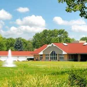 Water's Edge GC: clubhouse