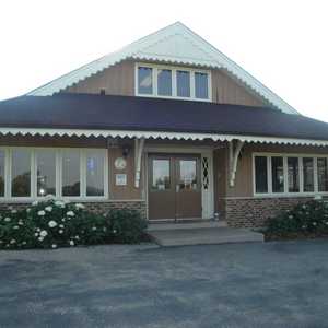 Village Green CC: clubhouse